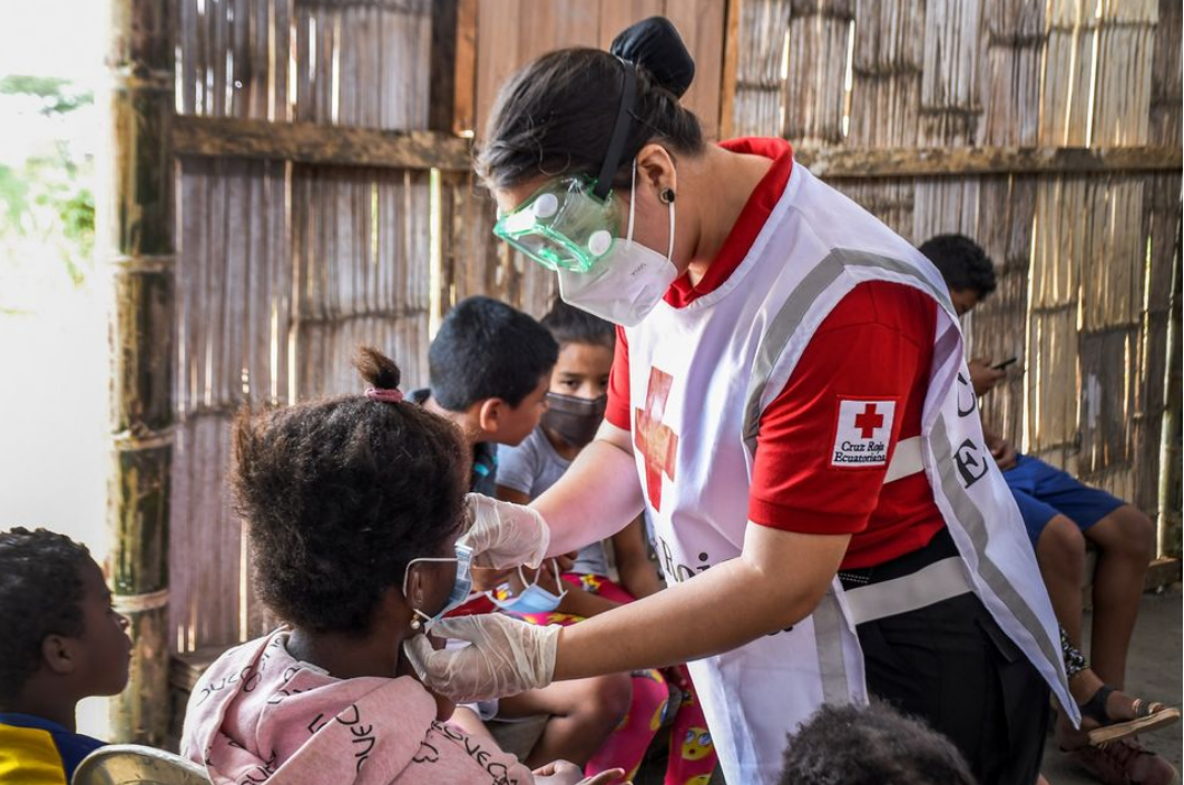 CRUZ ROJA ECUATORIANA CELEBRA 112 AÑOS DE PREVENIR Y ALIVIAR EL SUFRIMIENTO HUMANO